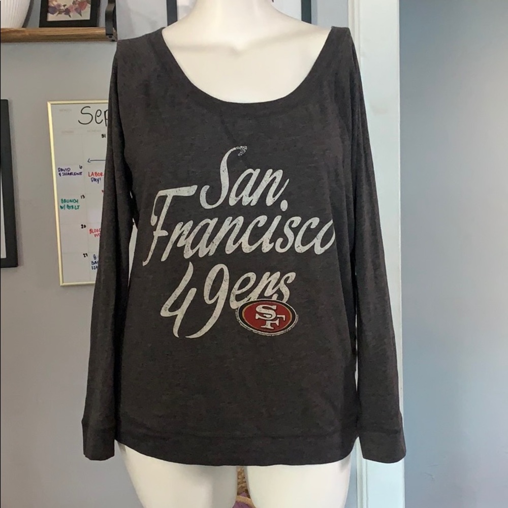Grey long sleeved 49ers tshirt